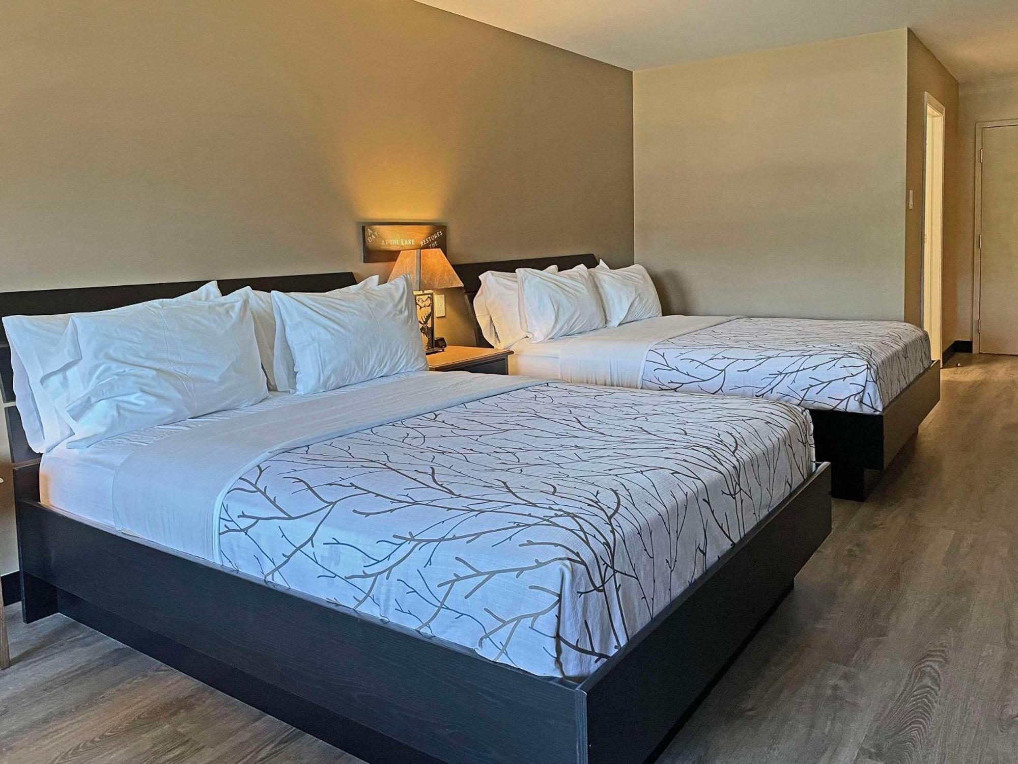 The Grand Tappattoo Resort, Ascend Hotel Collection Otter Lake ภายนอก รูปภาพ